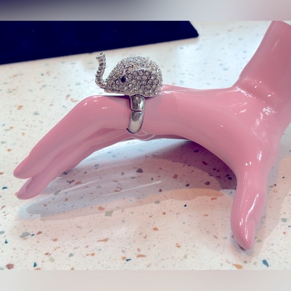 Silver Tone Elephant Crystal Ring‎ - Picture 4 of 11